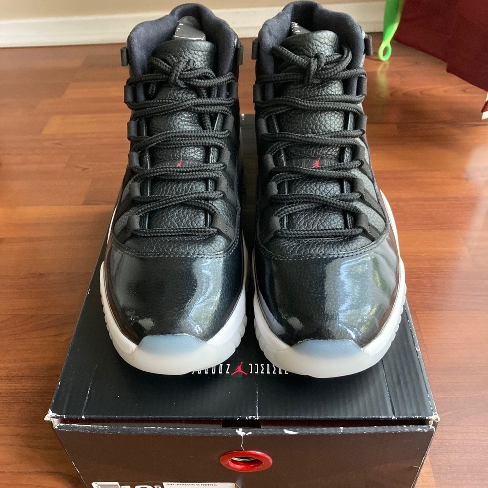 Nike Air Jordan XI 11 “72-10” Sz 10.5